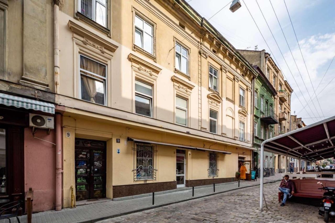 Братів Рогатинців 9/1 Lviv Exterior foto