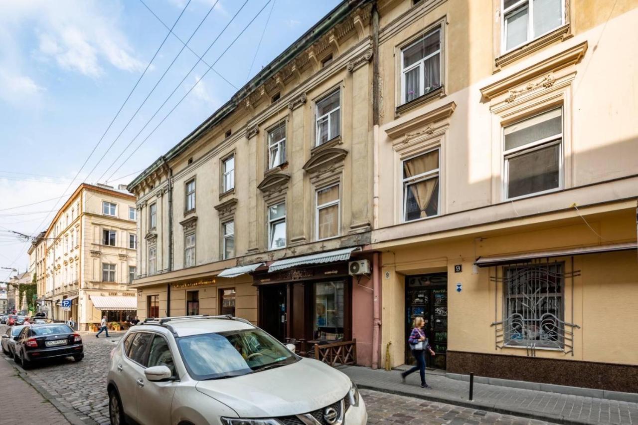 Братів Рогатинців 9/1 Lviv Exterior foto